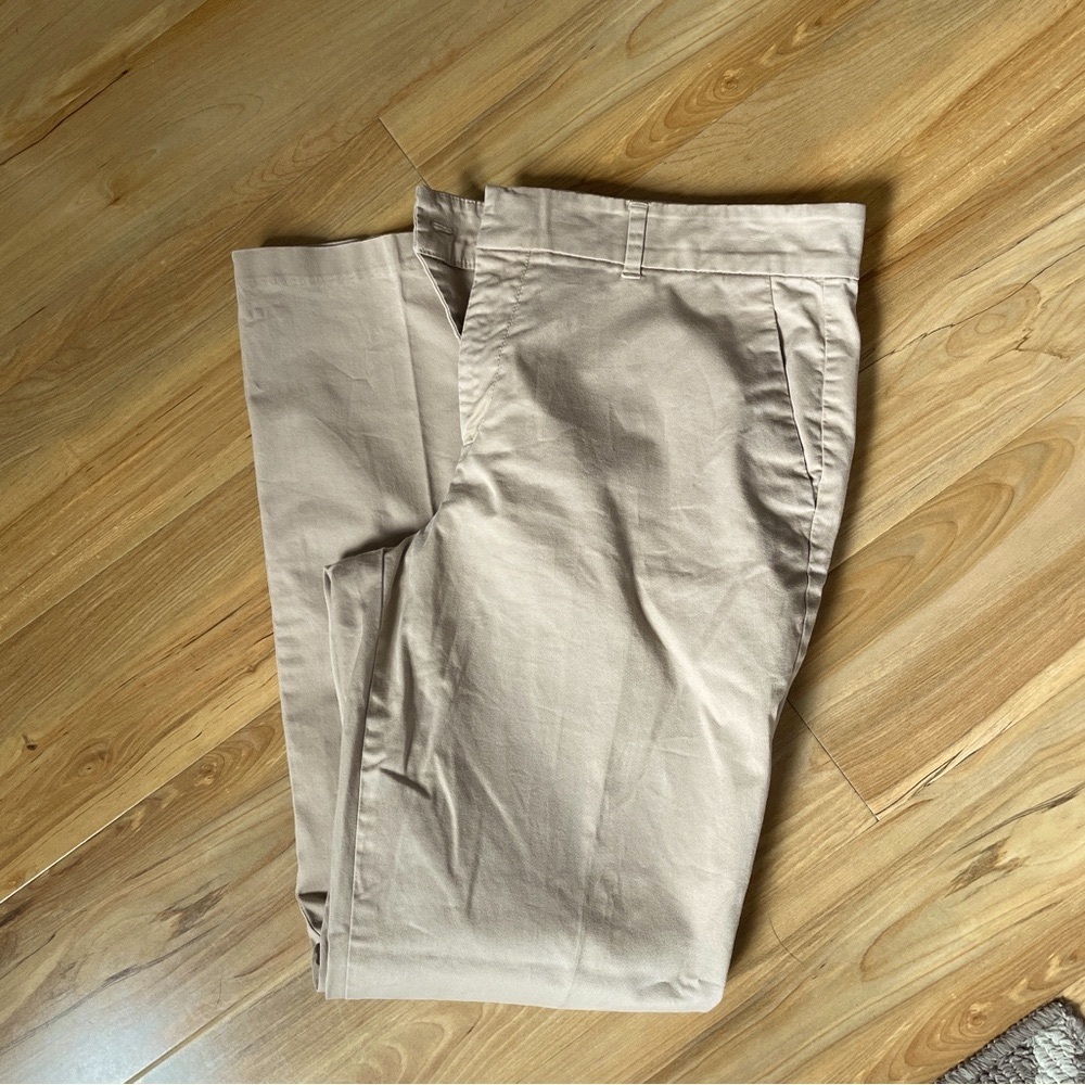 Women Khakis by Gap pants